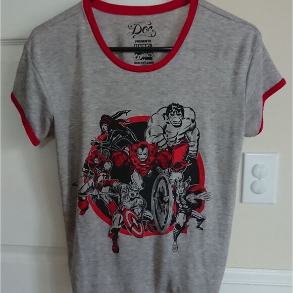 Mighty Fine Womens The Contrast Graphic T-Shirt - Picture 2 of 6